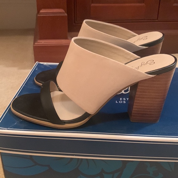 Seychelles Lyra Dress pump , size 8 - Picture 2 of 7